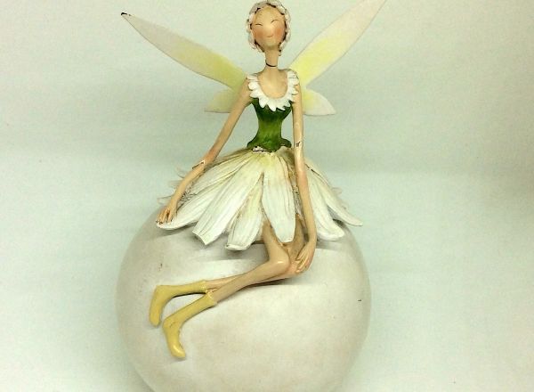 Fairy figurine 19x12 cm