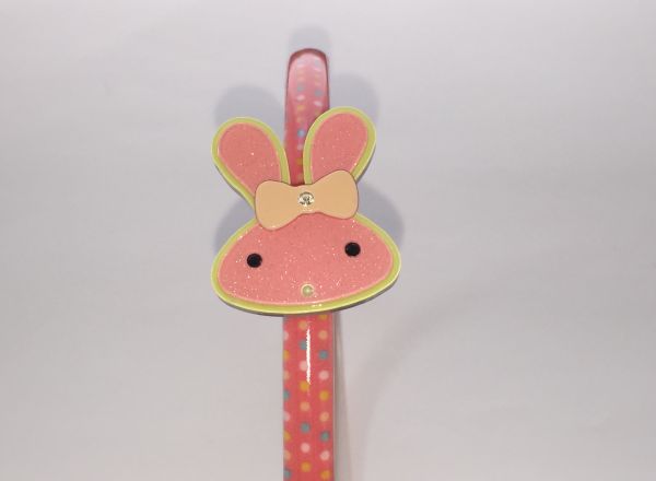 Patterned headband with bunny shape