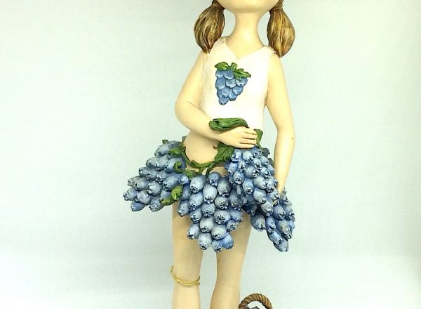 Resin figurine 32x11 cm