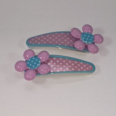 Patterned snap clip with patterned flower