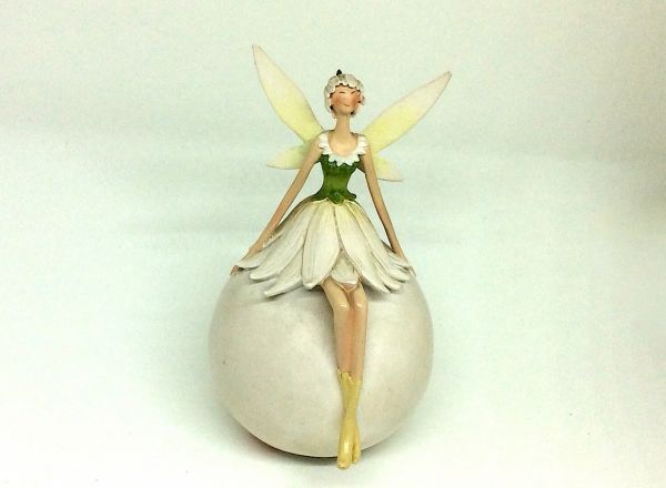 Fairy figurine 14.5x8 cm
