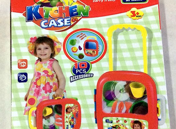 Kitchen case play set