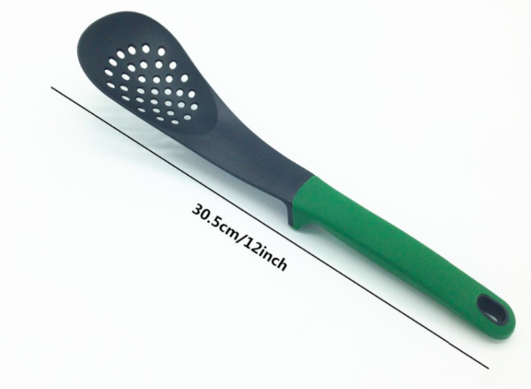 Heat resistant kitchen skimmer