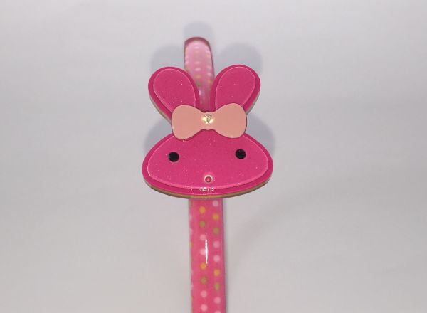 Patterned headband with bunny shape