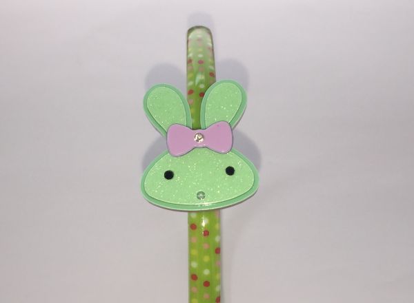 Patterned headband with bunny shape