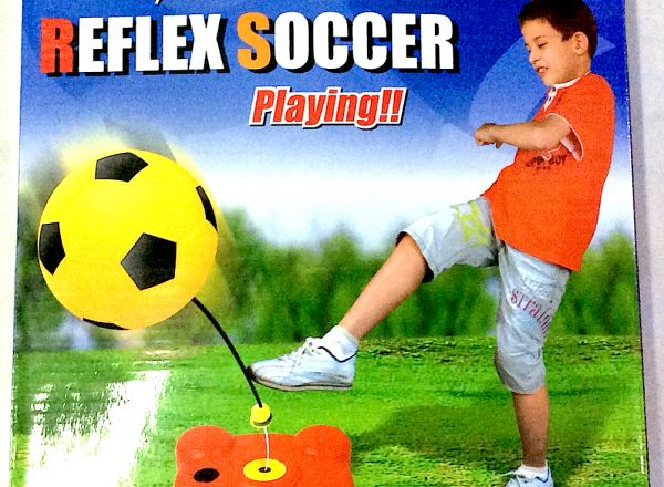 Reflex soccer play set