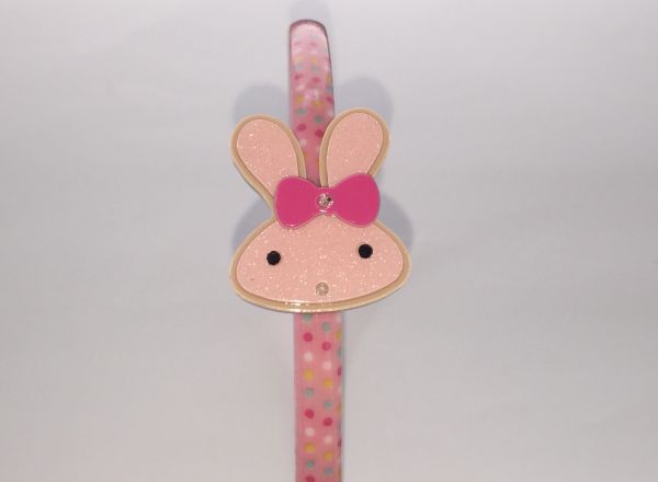 Patterned headband with bunny shape