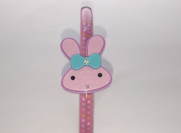 Patterned headband with bunny shape