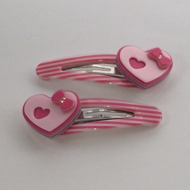 Patterned kids snap clip with heart shape