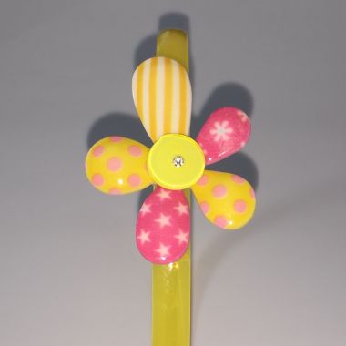 Head band with patterned flower shape