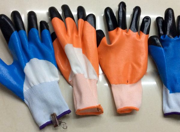 Work gloves
