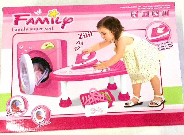 Ironing cleaning play set
